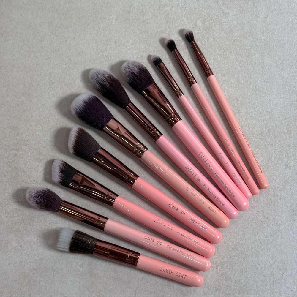 Luxie Face & Eye Brush Bundle 10-Piece Pro Makeup Brushes New